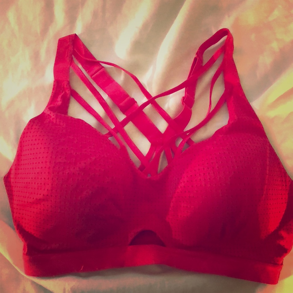 Victoria’s Secret VSX sport sports bra